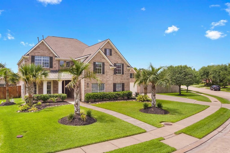 Photo 1 of 39 - 333 Grand Creek Dr, League City, TX 77573