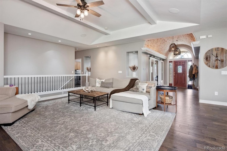 Photo 4 of 30 - 25 Blue Heron Dr, Thornton, CO 80241