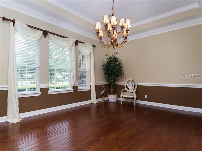 Photo 5 of 25 - 25625 Hawks Run Ln, Sorrento, FL 32776