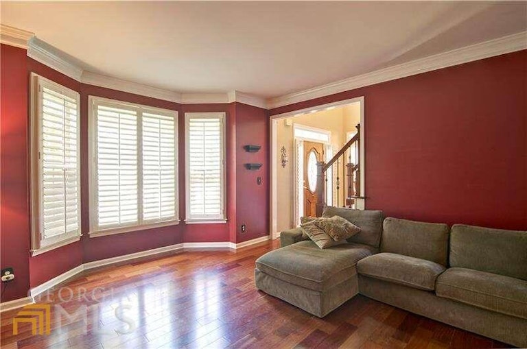 Photo 29 of 78 - 945 Whitehawk Trl, Lawrenceville, GA 30043