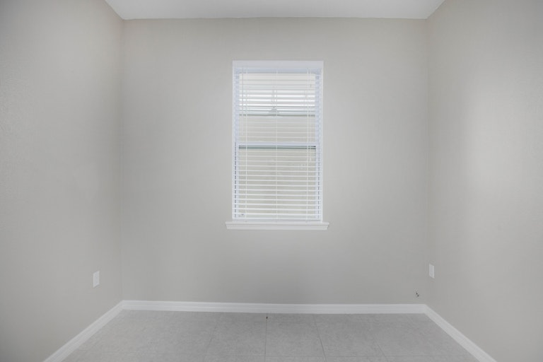 Photo 8 of 19 - 2493 Cornerstone St, Odessa, FL 33556