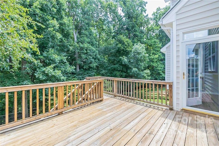 Photo 15 of 20 - 124 Pink Orchard Dr, Mooresville, NC 28115