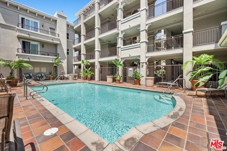 Photo 19 of 20 - 4060 Glencoe Ave #308, Marina Del Rey, CA 90292