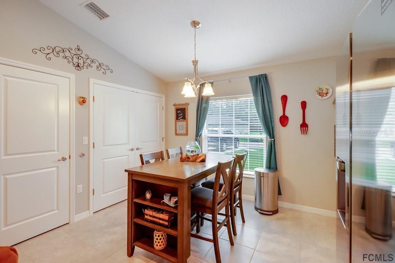Photo 13 of 40 - 39 Rickenbacker Dr, Palm Coast, FL 32164