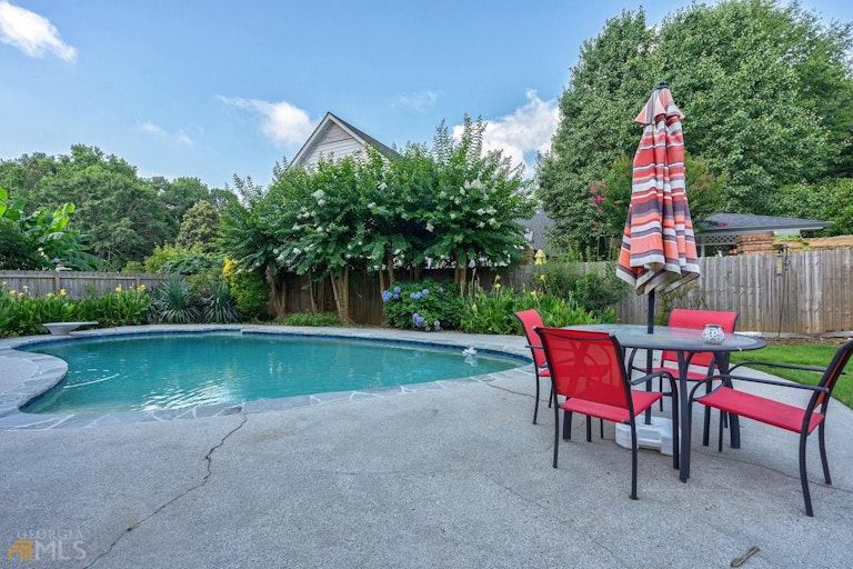 Photo 53 of 81 - 797 Oxford Ct SW, Lilburn, GA 30047
