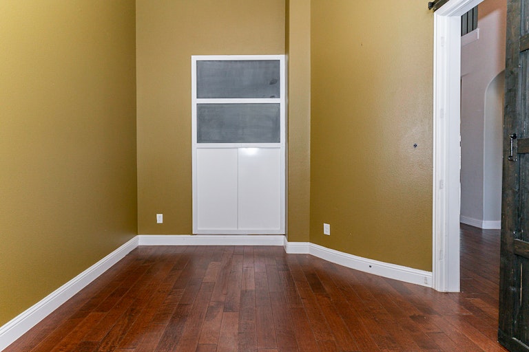 Photo 15 of 30 - 4905 Flusche Ct, Keller, TX 76244