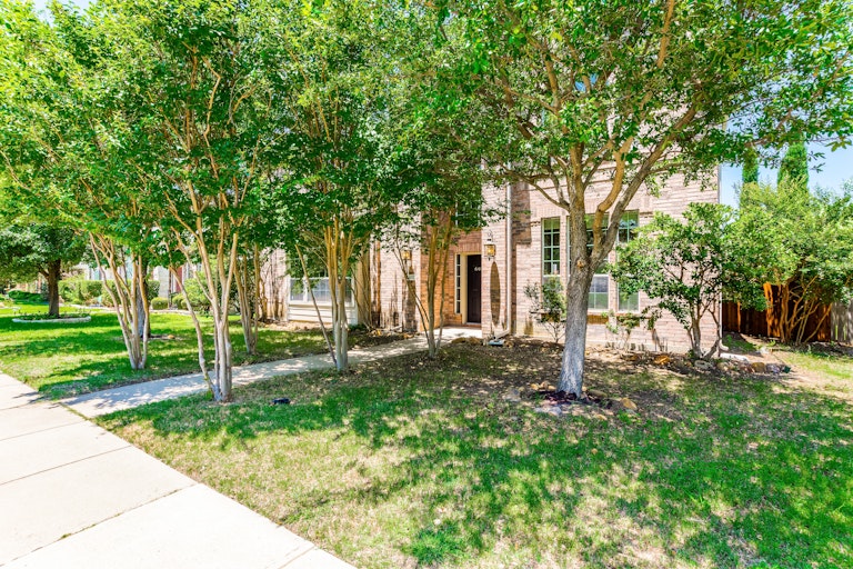 Photo 36 of 36 - 6400 Sidney Ln, McKinney, TX 75070