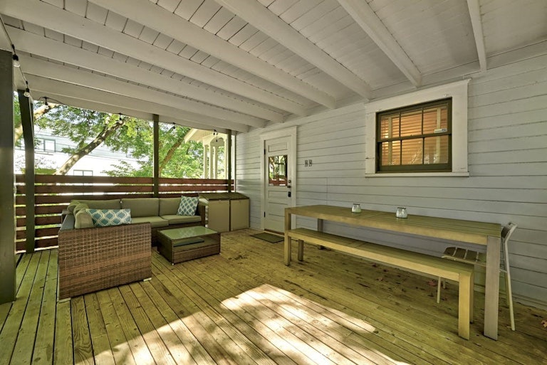 Photo 27 of 28 - 1207 Alta Vista Ave, Austin, TX 78704