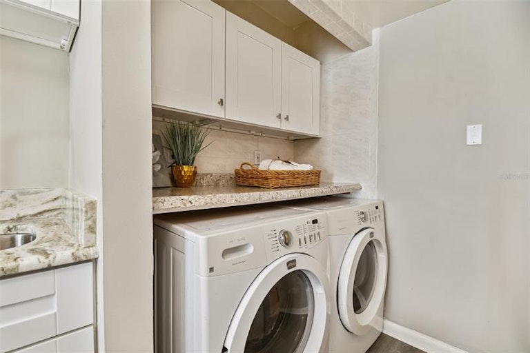 Photo 9 of 45 - 1 Windrush Blvd #5, Indian Rocks Beach, FL 33785
