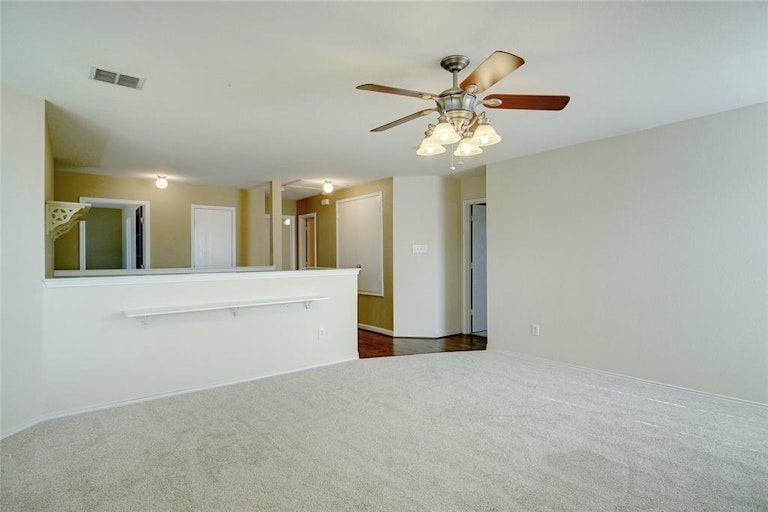 Photo 20 of 34 - 1709 White Dove Ln, Denton, TX 76210
