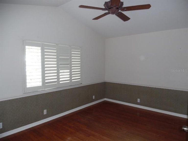 Photo 10 of 21 - 799 Salt Lake Dr, Tarpon Springs, FL 34689