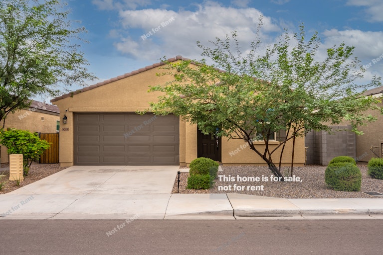 Photo 1 of 24 - 4209 S 97th Dr, Tolleson, AZ 85353