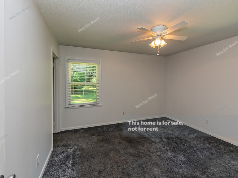 Photo 13 of 22 - 5304 Olive Rd, Raleigh, NC 27606