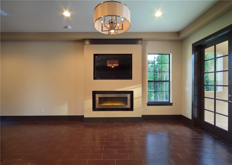 Photo 16 of 25 - 306 Pecan Ridge Pt, Lake Mary, FL 32746