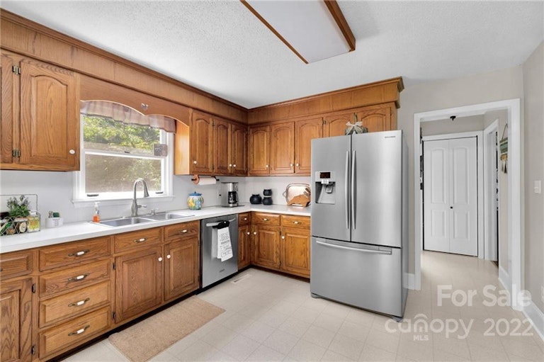Photo 23 of 39 - 333 Clontz Rd, Indian Trail, NC 28079