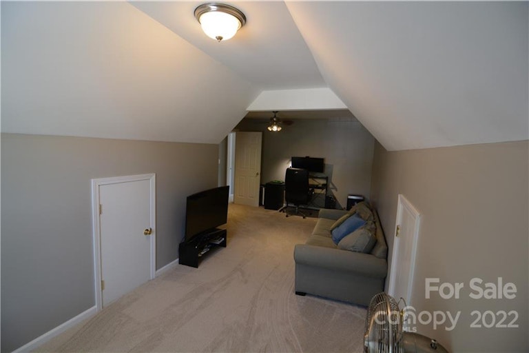 Photo 34 of 44 - 4454 Timberwood Dr, Gastonia, NC 28056