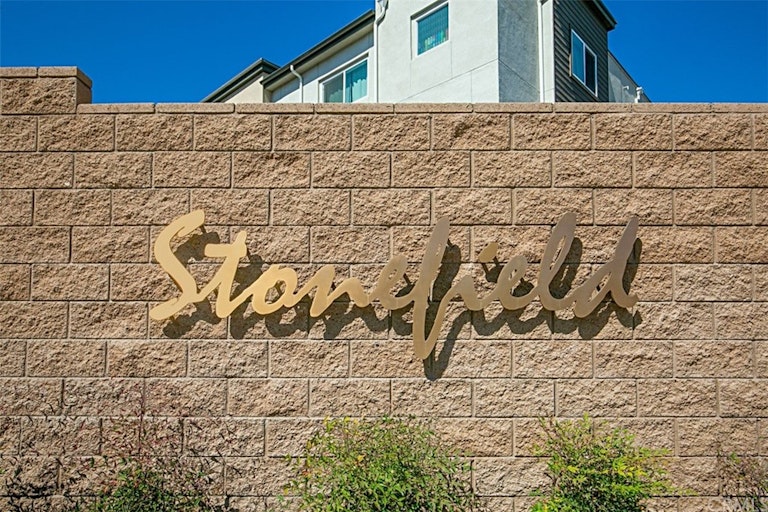Photo 1 of 1 - 14035 Zirconia Ln #3, Gardena, CA 90247