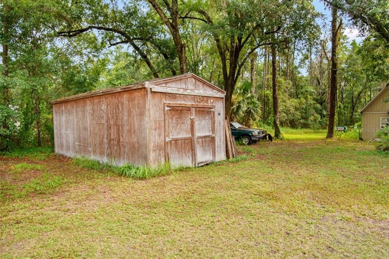 Photo 19 of 22 - 2127 Woods Trl, Lakeland, FL 33809
