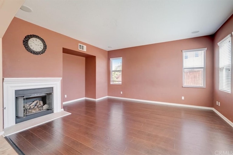 Photo 12 of 61 - 31916 Corte San Pablo, Winchester, CA 92596