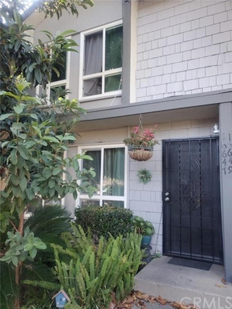 Photo 1 of 25 - 16647 Montego Way, Tustin, CA 92780