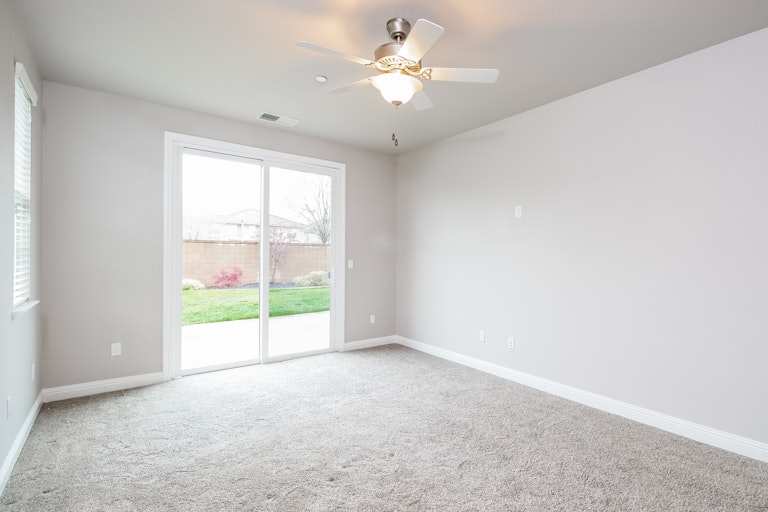 Photo 15 of 25 - 2768 Poppintree Ln, Lincoln, CA 95648