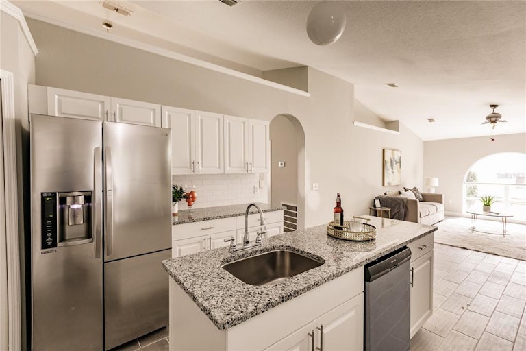 Photo 10 of 45 - 4959 Cromey Rd, North Port, FL 34288