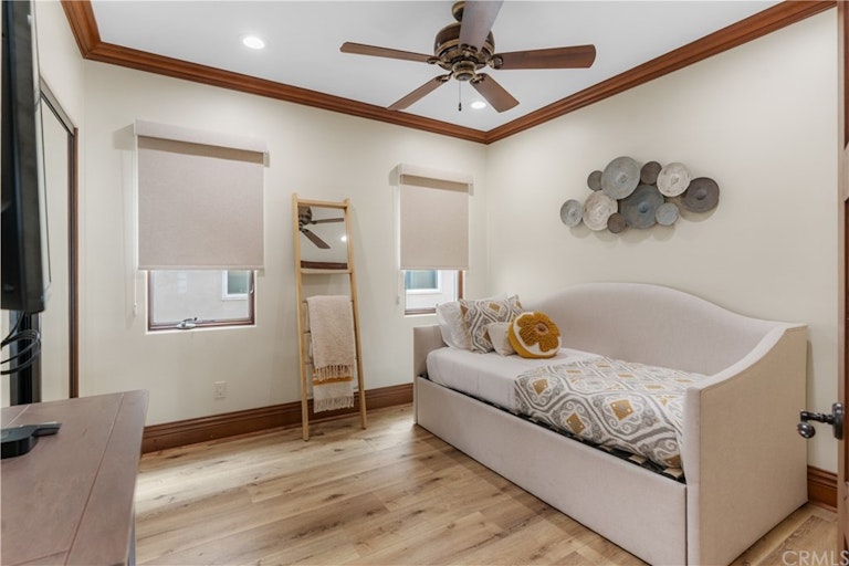 Photo 15 of 28 - 133 Agate Ave, Newport Beach, CA 92662