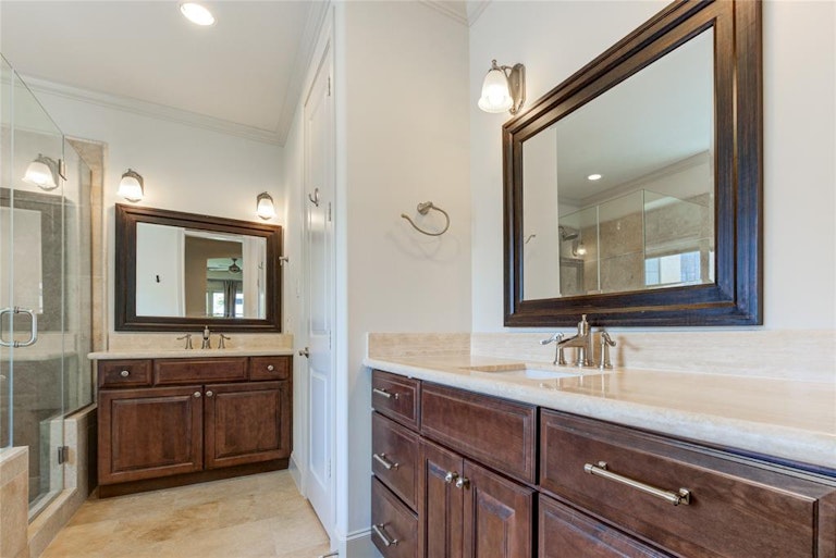 Photo 24 of 32 - 1955 Sheridan St, Houston, TX 77030