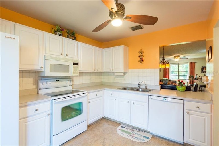 Photo 5 of 24 - 2907 Boxwood Ct #1, Palm Harbor, FL 34684