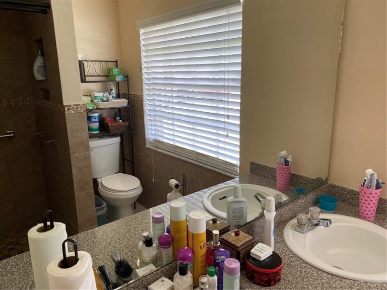 Photo 10 of 21 - 2120 El Campo Ave, Deltona, FL 32725