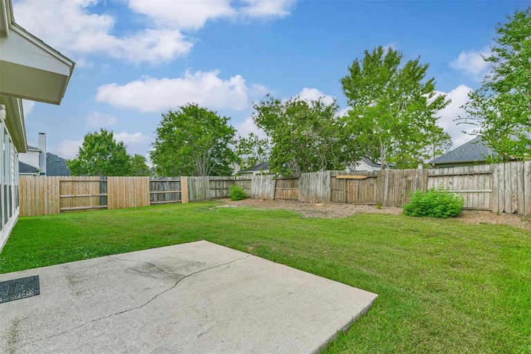 Photo 19 of 21 - 3715 Parkshire Dr, Pearland, TX 77584