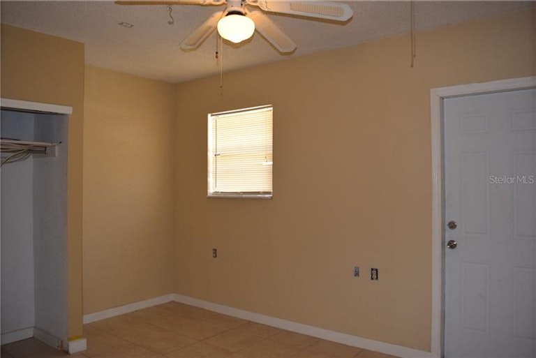 Photo 7 of 11 - 4011 Annie St, Sarasota, FL 34233