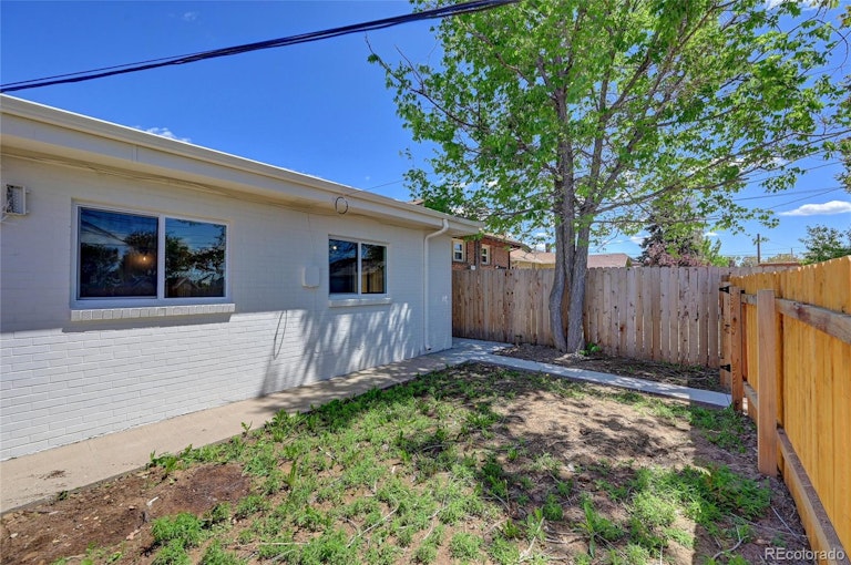 Photo 17 of 20 - 3127 N Elizabeth St, Denver, CO 80205
