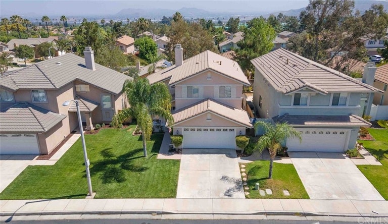 Photo 30 of 38 - 1335 Longwood Pines Ln, Corona, CA 92881