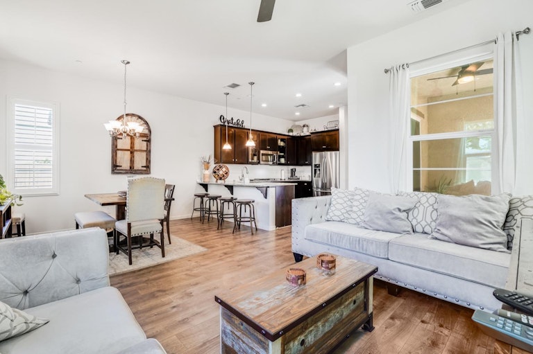 Photo 6 of 29 - 4478 Natomas Central Dr, Sacramento, CA 95834