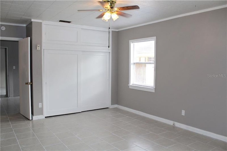 Photo 14 of 25 - 2222 Avenue A NW, Winter Haven, FL 33880