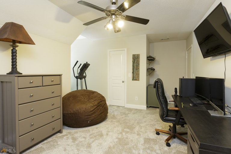 Photo 34 of 59 - 2550 Johnston Rd NW, Kennesaw, GA 30152