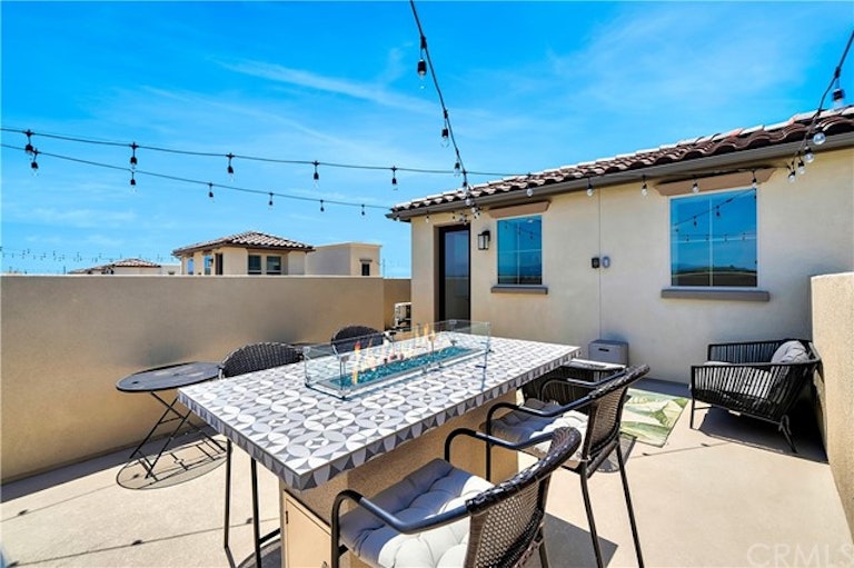 Photo 33 of 48 - 565 S Motif St, Anaheim, CA 92805