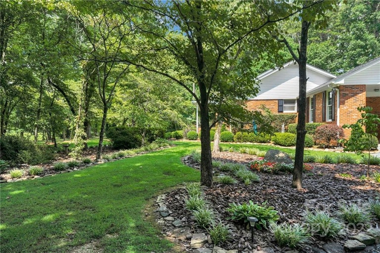 Photo 3 of 39 - 333 Clontz Rd, Indian Trail, NC 28079