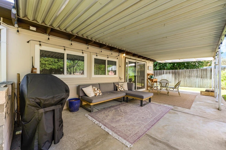 Photo 37 of 52 - 2118 Eric Rd, Carmichael, CA 95608