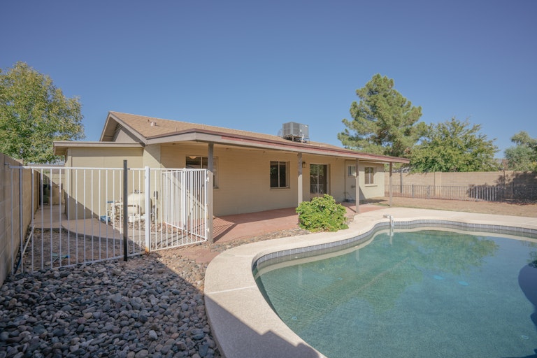 Photo 19 of 21 - 6519 W Christy Dr, Glendale, AZ 85304