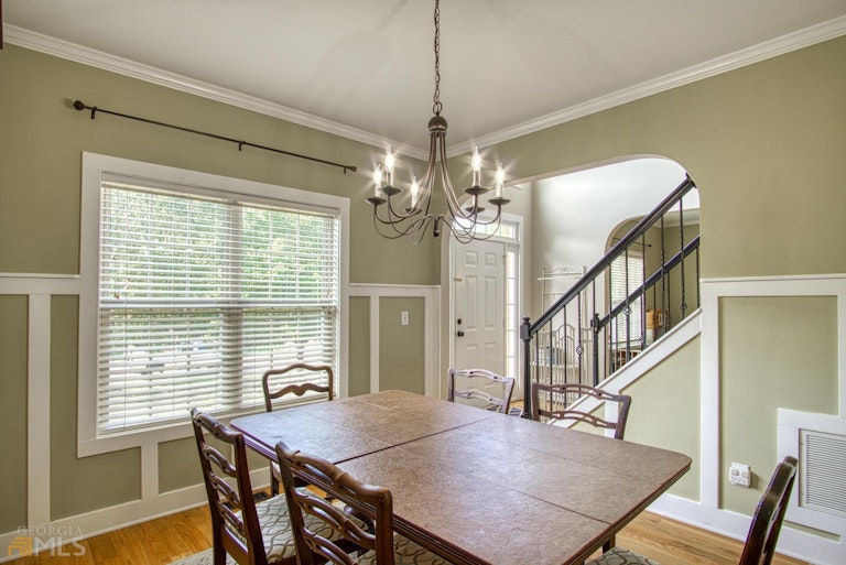 Photo 15 of 33 - 145 Irish Ln, Tyrone, GA 30290