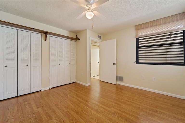 Photo 21 of 41 - 3518 Richwood Link #52, Sarasota, FL 34235