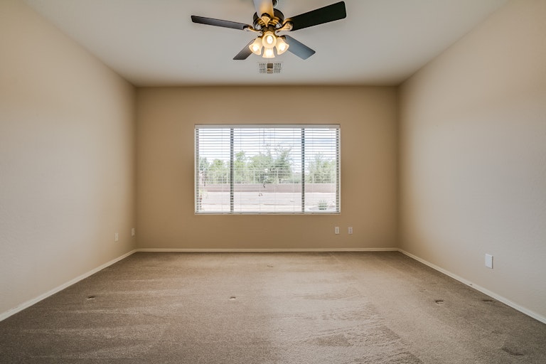 Photo 17 of 32 - 5331 W Beverly Rd, Laveen, AZ 85339