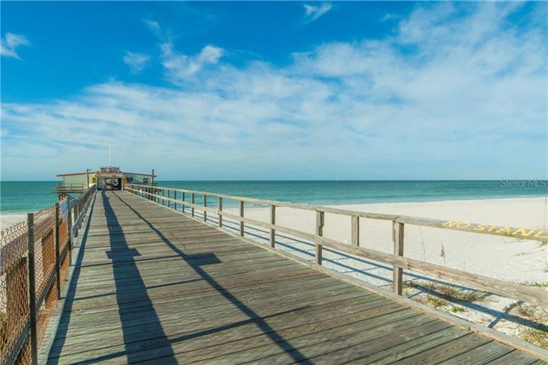 Photo 22 of 23 - 16216 1st St E, Redington Beach, FL 33708