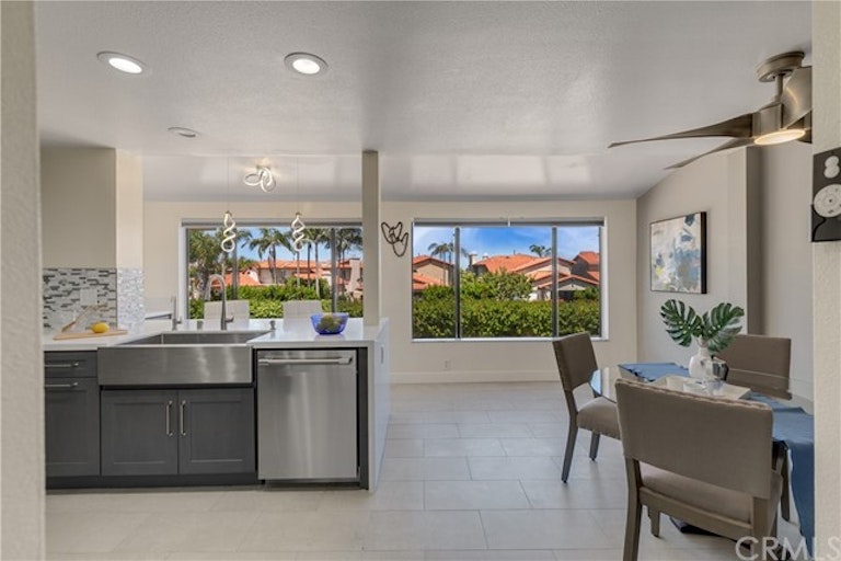 Photo 12 of 48 - 16515 Tropez Ln #147, Huntington Beach, CA 92649