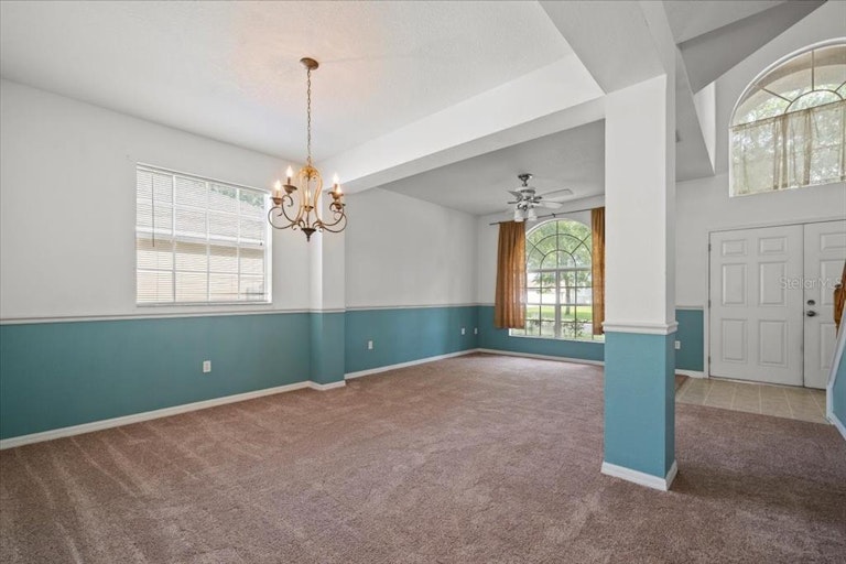 Photo 11 of 37 - 13133 Haverhill Dr, Spring Hill, FL 34609