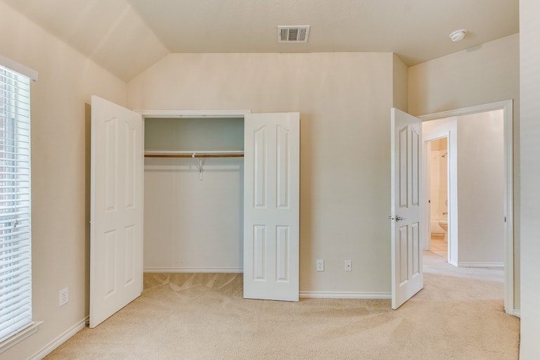 Photo 27 of 31 - 7809 Loma Alta Trl, McKinney, TX 75070