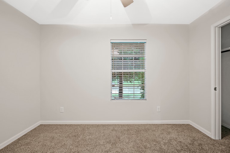 Photo 14 of 29 - 816 San Miguel Trl, Haslet, TX 76052