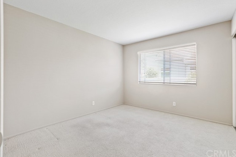 Photo 16 of 23 - 28531 Camelback Rd, Trabuco Canyon, CA 92679